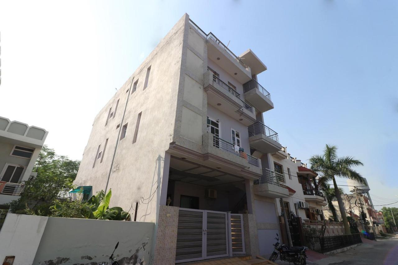 Oyo Flagship Mann Bed And Breakfast Rājpura Exterior foto