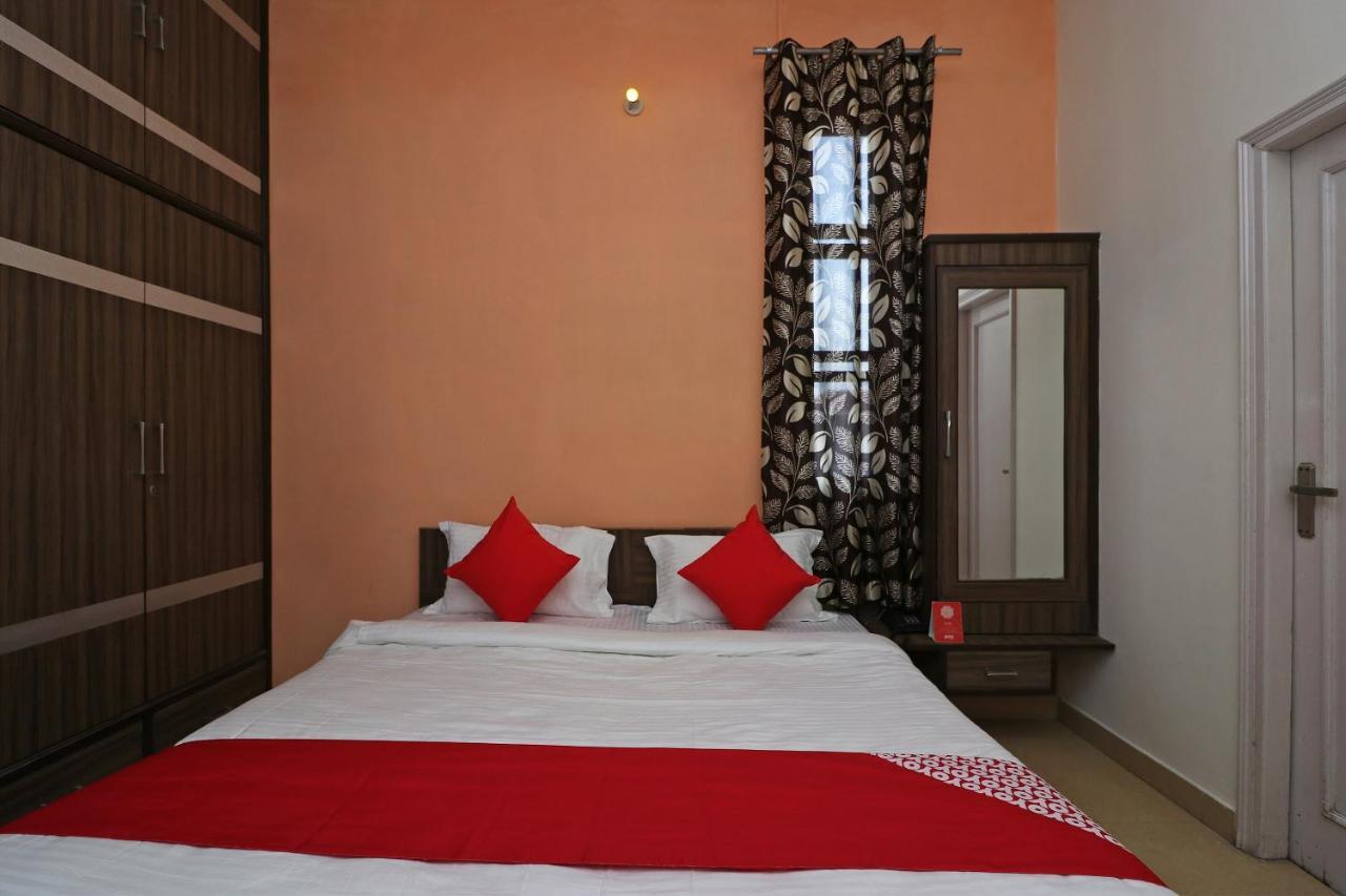 Oyo Flagship Mann Bed And Breakfast Rājpura Exterior foto
